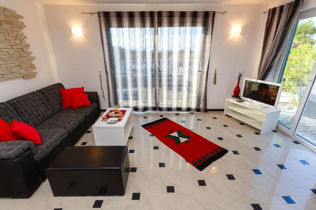 Apartments Adria Malinska Kültér fotó